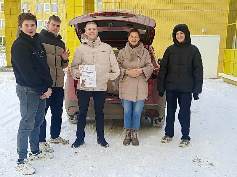 Помогаем животным.