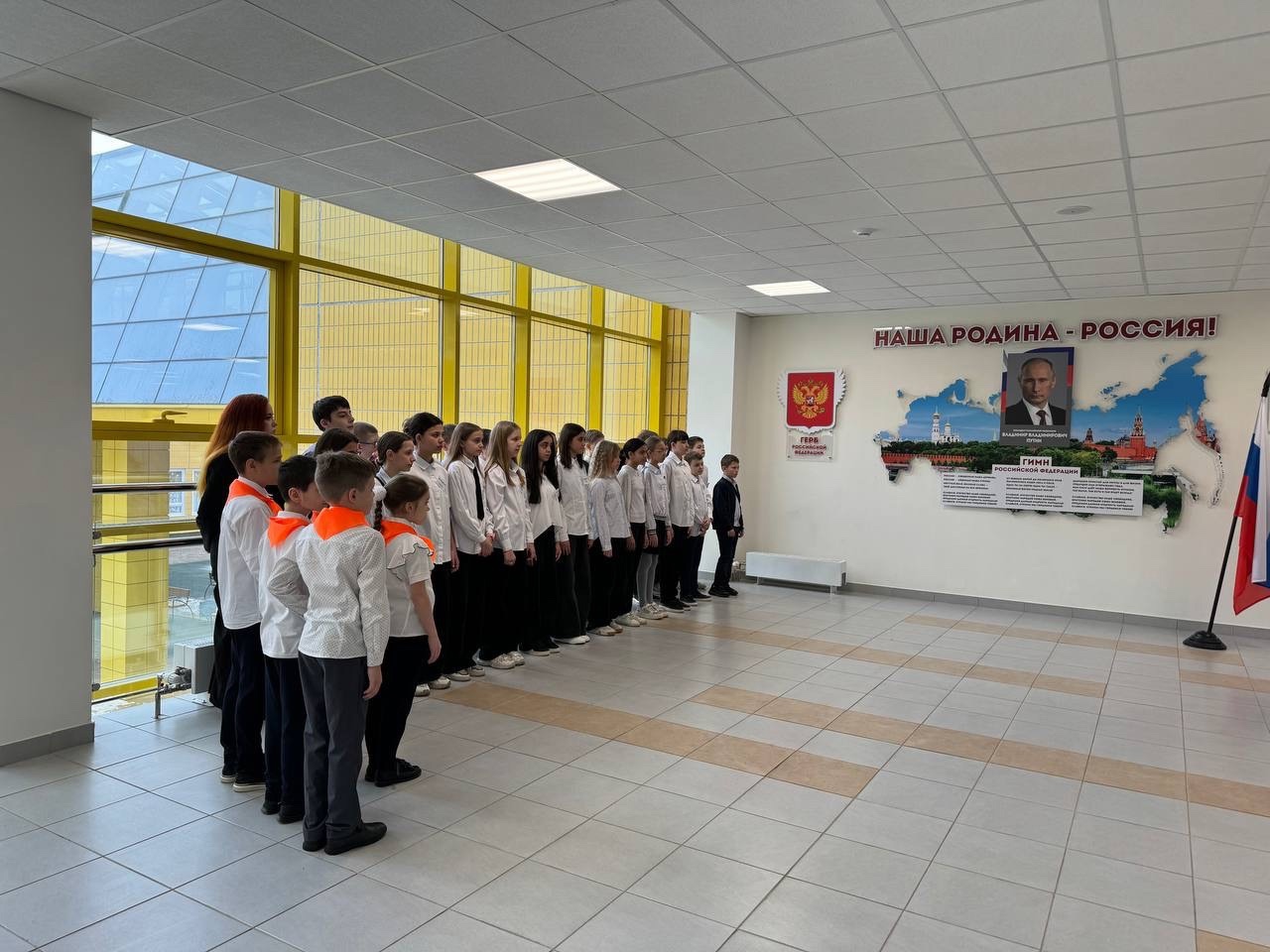 ТОРЖЕСТВЕННАЯ ЛИНЕЙКА.